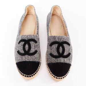 CHANEL 2021 grey wool felt black CC velvet applique espadrille flats EU39